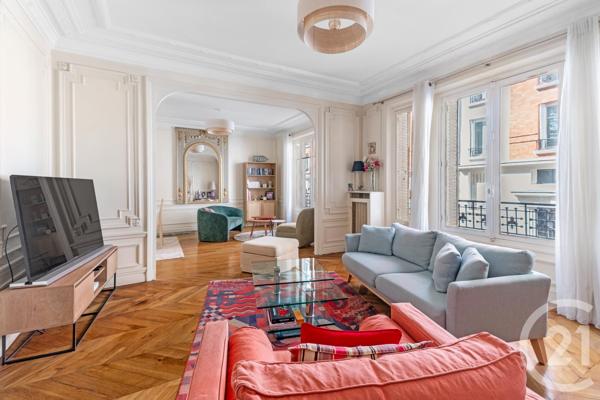 Appartement F6 à vendre  6 pièces - 142 m 2   PARIS  - 75008