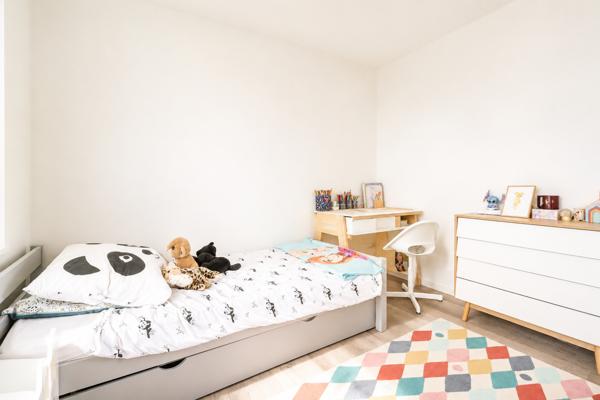 SAINT-DENIS ? Bel appartement 3 pièces de 72 m² avec terrasse et box
