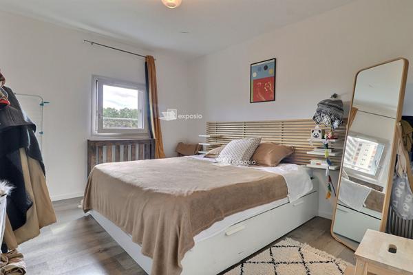 SAINT-DENIS ? Bel appartement 3 pièces de 72 m² avec terrasse et box