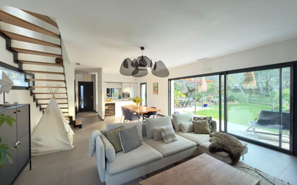 Maison à vendre    5 pièces • 130 m2 Cornillon-Confoux