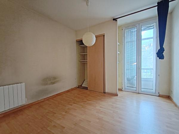 A VENDRE NANTES/PROCE APPARTEMENT AVEC ASCENSEUR/TERRASSE/PGARAGE/CAVE