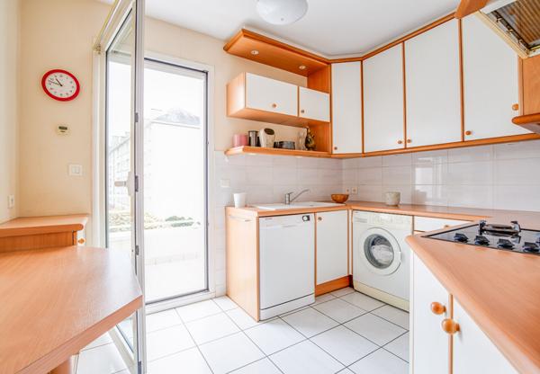 A VENDRE NANTES/PROCE APPARTEMENT AVEC ASCENSEUR/TERRASSE/PGARAGE/CAVE