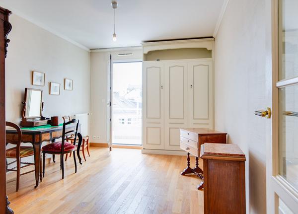 A VENDRE NANTES/PROCE APPARTEMENT AVEC ASCENSEUR/TERRASSE/PGARAGE/CAVE