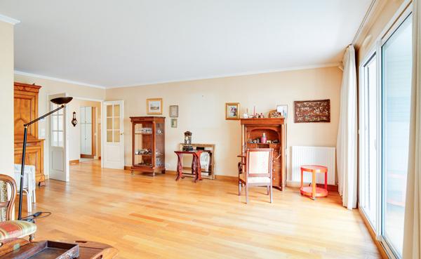 A VENDRE NANTES/PROCE APPARTEMENT AVEC ASCENSEUR/TERRASSE/PGARAGE/CAVE