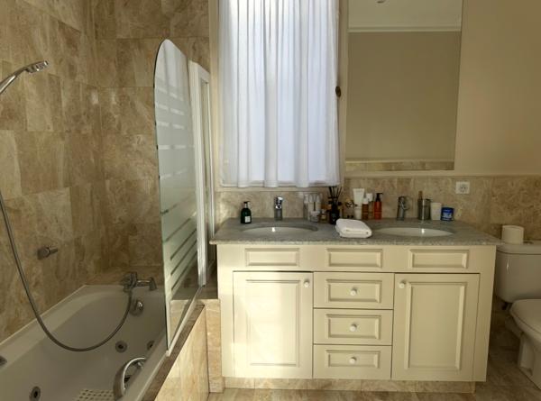 Appartement 7 pièce(s) 289.75 m2