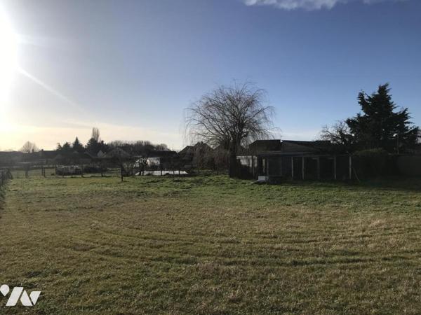 Vente Maison Lumineuse  à Chaveignes sur plus de 3200 m² de terrain 