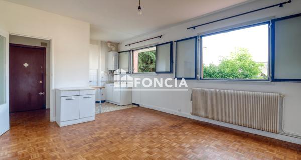 À vendre Studio 33 m² - Villejuif 94800