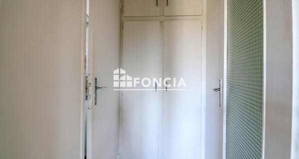 À vendre Studio 33 m² - Villejuif 94800