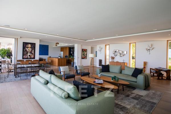 Villa de luxe, vue mer, plage à deux pas.