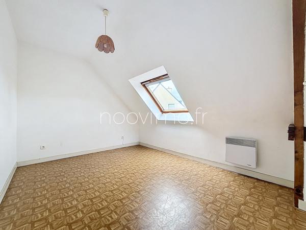 Maison 3 chambres, garage, très beau jardin arboré