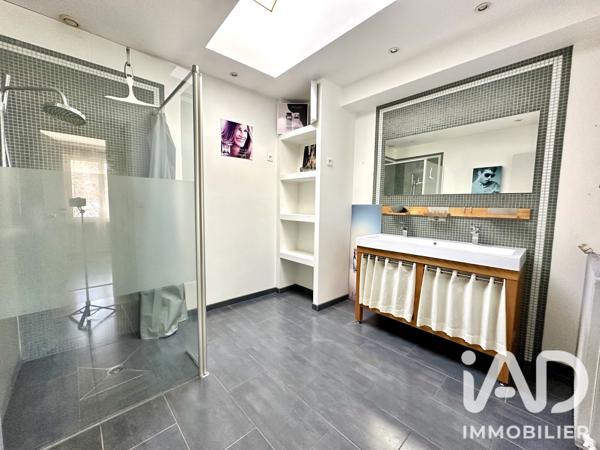 Location maison 5 pièces 105 m² Houilles