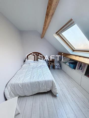 Maison 5 chambres, bien entretenue.