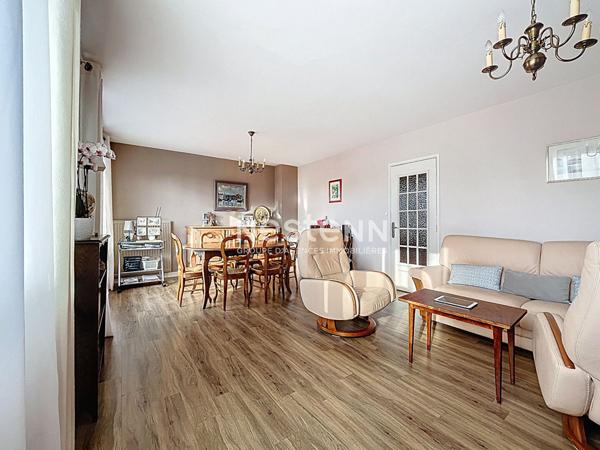 À vendre : Appartement T3- Angers - La Madeleine - Parking - Balcon