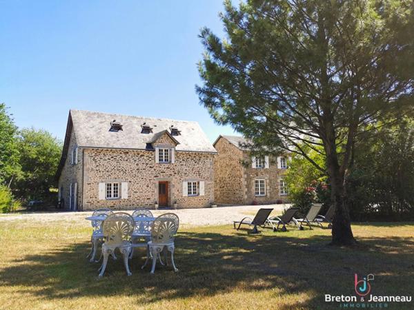 Propriété comprenant maison et gîtes sur 1 ha 27 en Mayenne