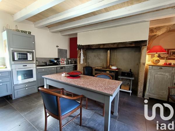 Maison 4 pièces de 75 m² à Rocamadour (46500)