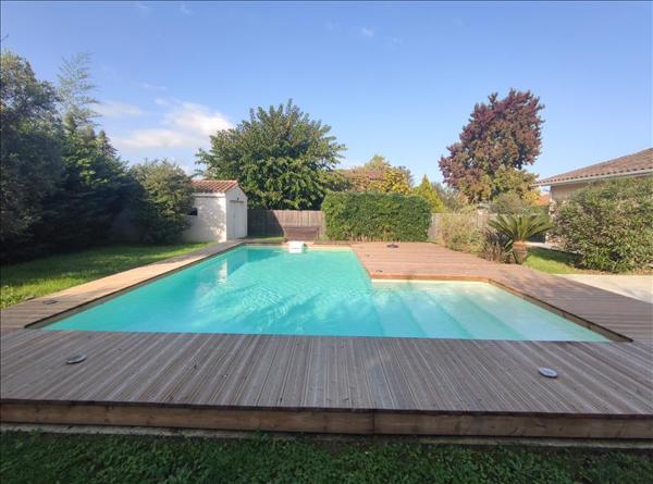 Maison à vendre |  Blanquefort |  6 pièces | 120 m²