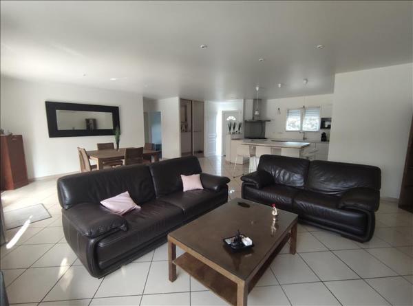 Maison à vendre |  Blanquefort |  6 pièces | 120 m²