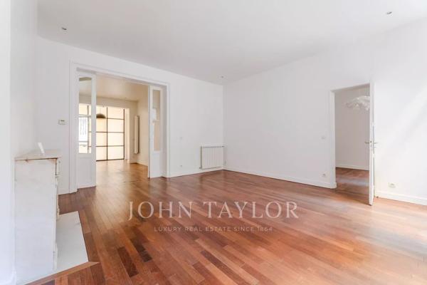 APPARTEMENT - 4 PIECES - TERRASSE PRIVEE - PARKING - TRIANGLE