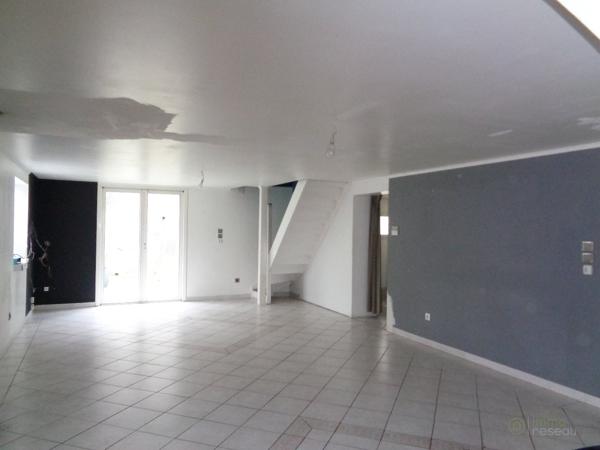 Maison et dépendances à SAINT AMBROIX (30500)