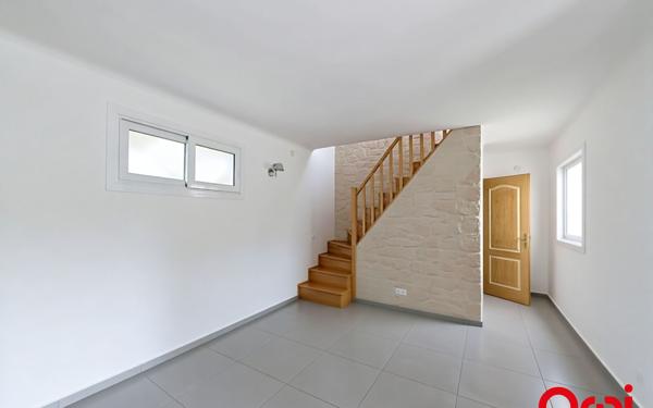 Maison à vendre    6 pièces • 118,30 m2 Castellar