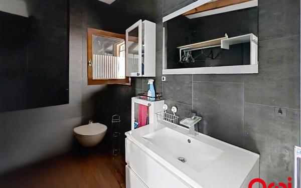 Maison à vendre    6 pièces • 118,30 m2 Castellar