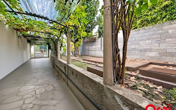 Maison à vendre    6 pièces • 118,30 m2 Castellar