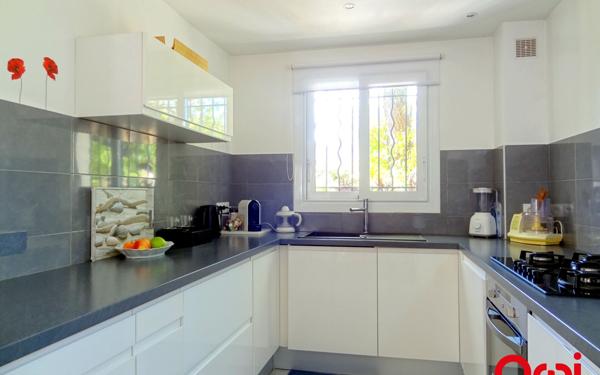 Maison à vendre    6 pièces • 118,30 m2 Castellar