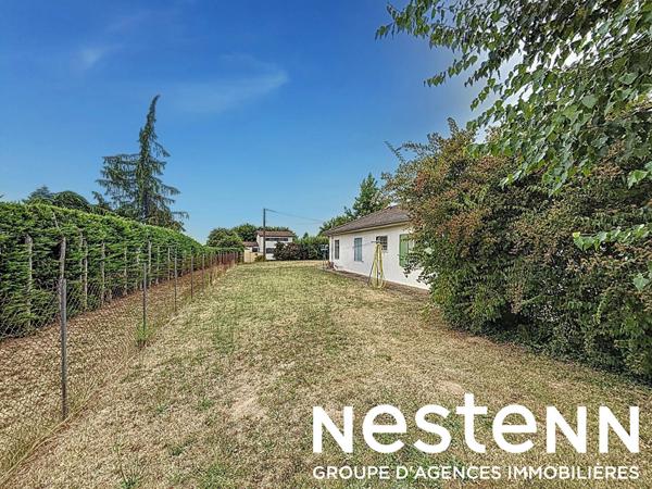 A vendre : Maison de plain pied avec véranda et joli jardin proche CRECHES SUR SAONE