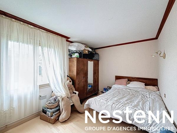 A vendre : Maison de plain pied avec véranda et joli jardin proche CRECHES SUR SAONE