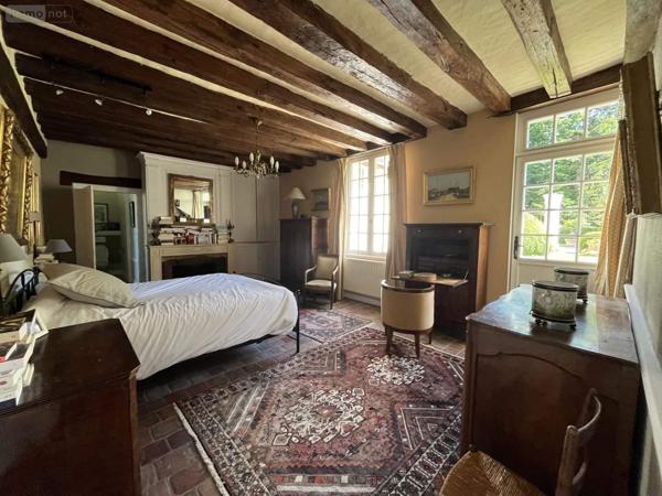 Propriete à vendre à Saint-Avertin dans l'Indre-et-Loire (37550), ref : 003/2497