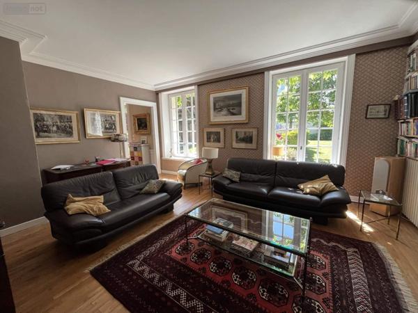 Propriete à vendre à Saint-Avertin dans l'Indre-et-Loire (37550), ref : 003/2497