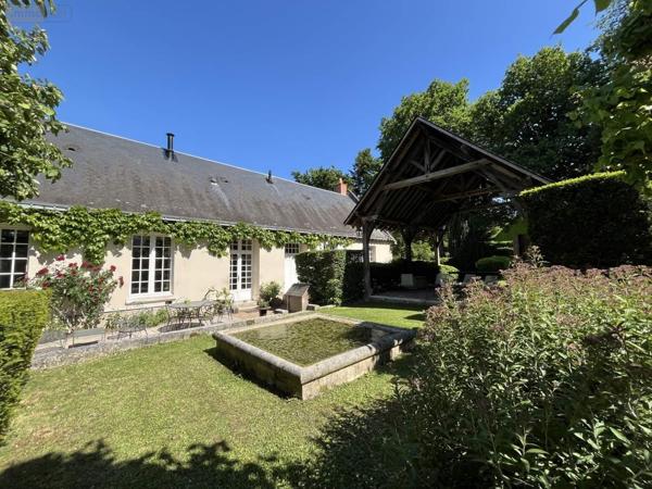 Propriete à vendre à Saint-Avertin dans l'Indre-et-Loire (37550), ref : 003/2497