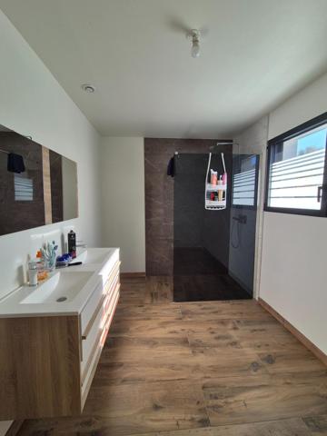 Maison à SAINT-LEGER-LES-VIGNES, 44710 - 5 pièces 127m²