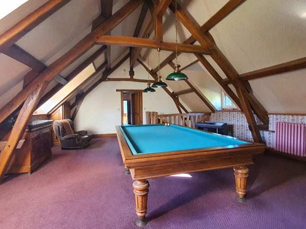 MAISON DE 220 m² DANS UN LIEU IDYLLIQUE