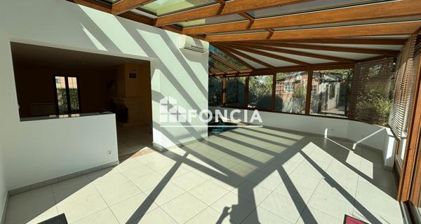 Location Maison 7 pièces 185 m² - ÉMancé 78125