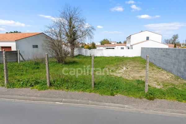 À VENDRE – Terrain à bâtir entièrement viabilisé 446 m² – Zone UB – Exposition Sud – 137 800 € HAI TTC