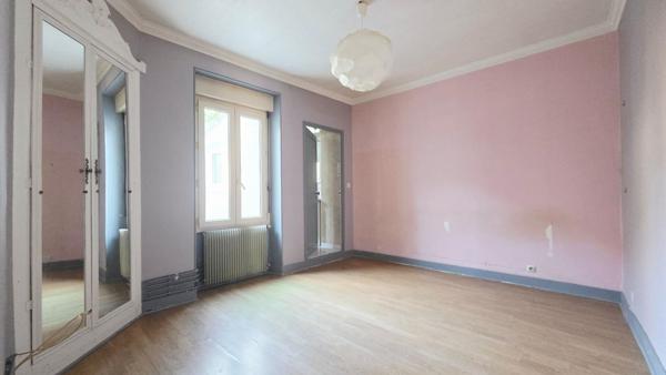 BOURGES CENTRE APPARTEMENT 56M² 2 CHAMBRES TERRASSE GARAGE