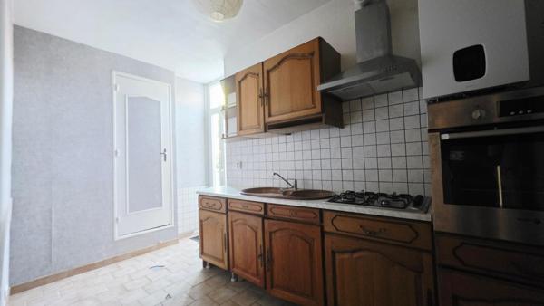 BOURGES CENTRE APPARTEMENT 56M² 2 CHAMBRES TERRASSE GARAGE