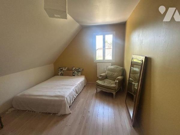 A vendre sur la commune du Vigean (CANTAL), à proximité immédiate de Mauriac sous-préfecture, d...