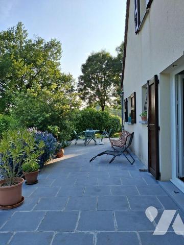 A vendre sur la commune du Vigean (CANTAL), à proximité immédiate de Mauriac sous-préfecture, d...