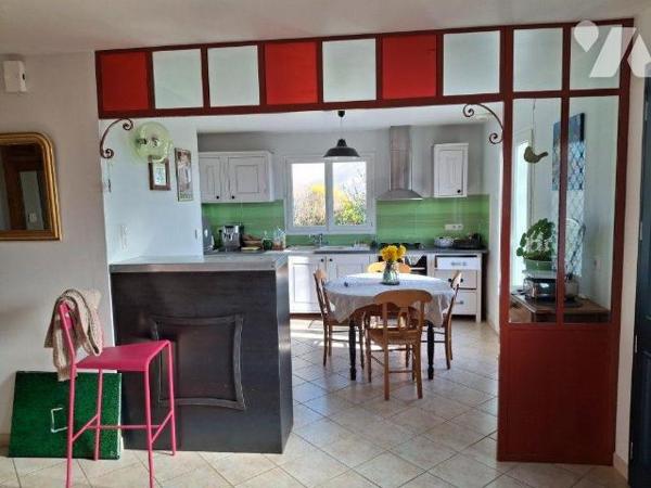 A vendre sur la commune du Vigean (CANTAL), à proximité immédiate de Mauriac sous-préfecture, d...