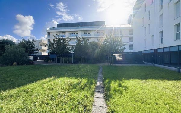 Appartement à vendre    2 pièces • 55,46 m2 La Rochelle