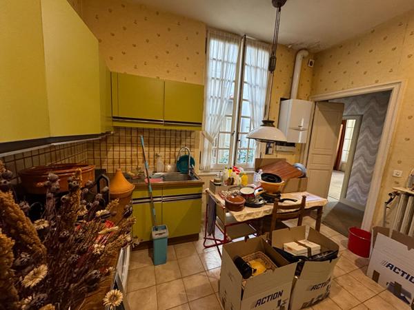 CASTRES . Bel appartement de type T4
