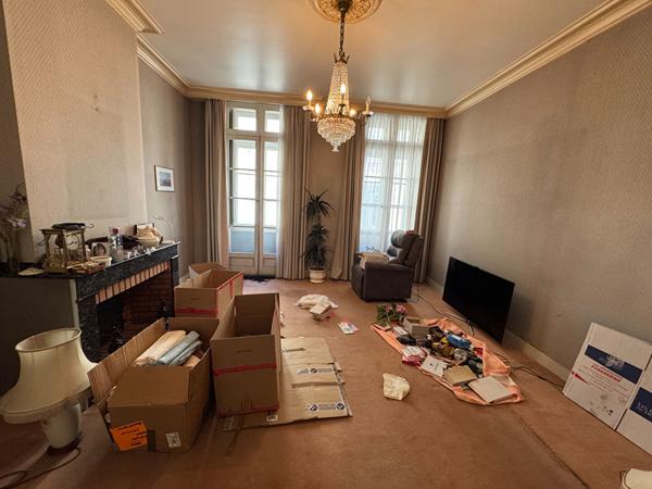 CASTRES . Bel appartement de type T4