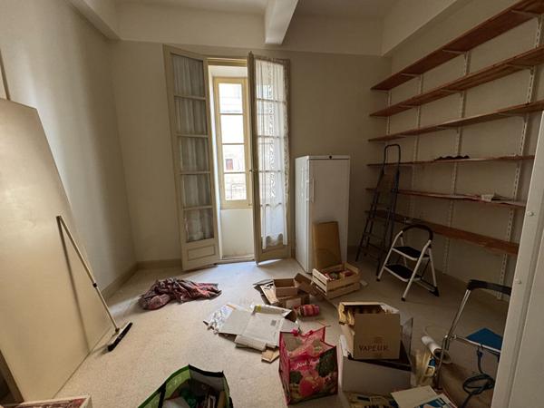 CASTRES . Bel appartement de type T4