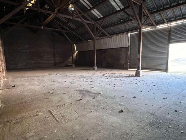 Local professionnel à vendre