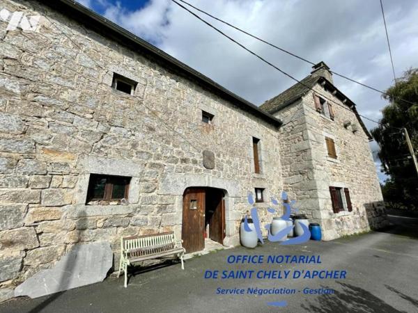 A VENDRE CORPS DE FERME A LASBROS