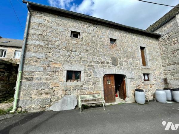 A VENDRE CORPS DE FERME A LASBROS