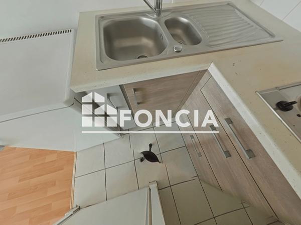 Location Appartement 3 pièces 54.66 m² - 4 PLACE DE LOCRONAN Quimper 29000