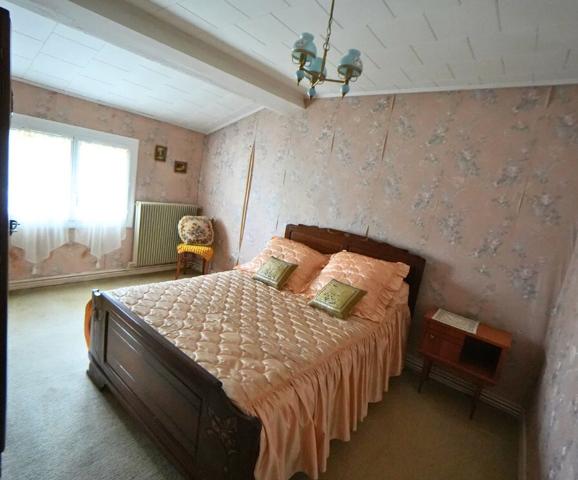 Maison136 m2 + 80 m2 dépendance à LUGON L'ILE ET DU CARNAY